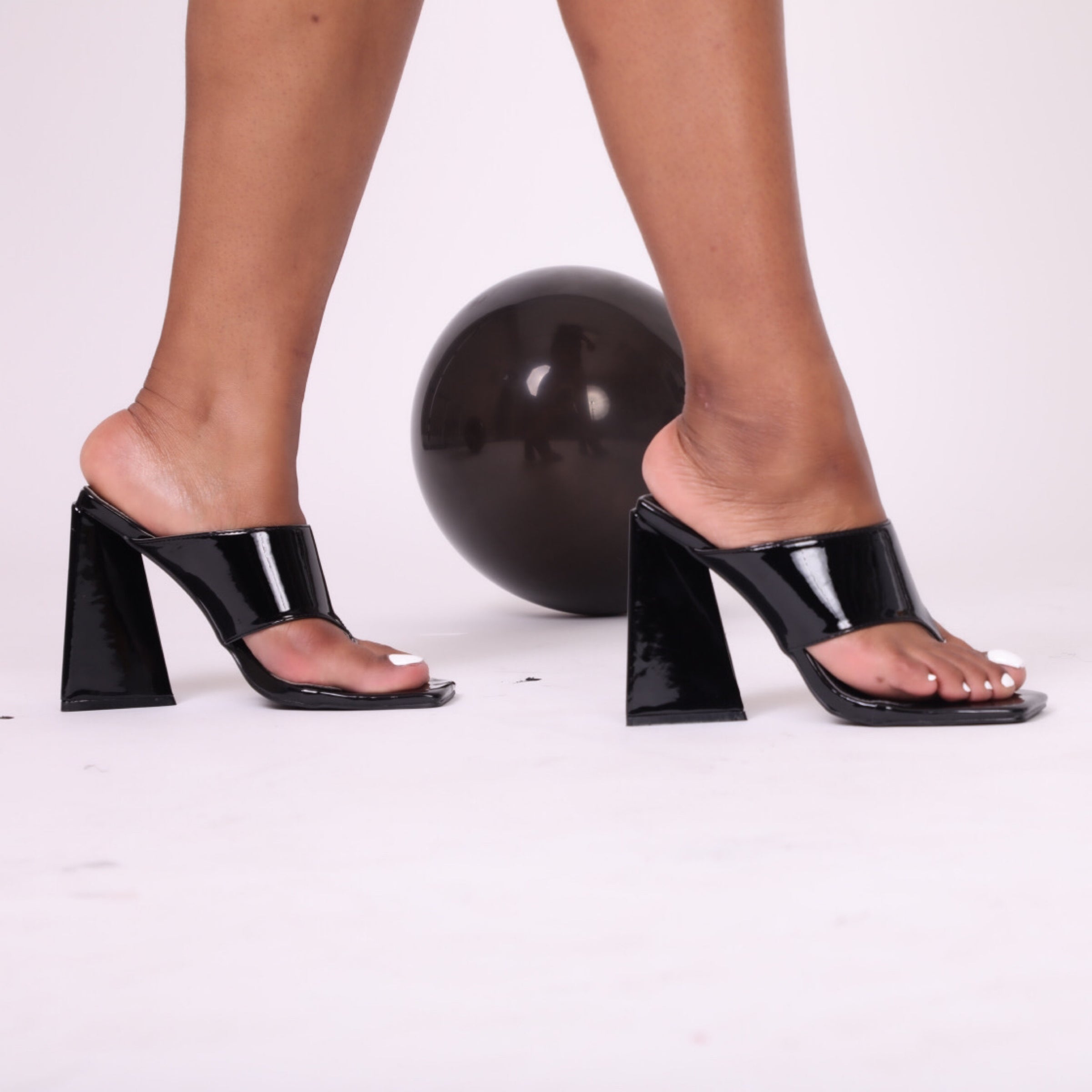 Black Patent Square Toe Sculptured Flared Block Heel Mules – Munroe  Shoetique